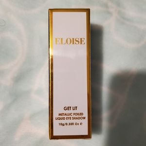 Eloise liquid eyeshadow get lit